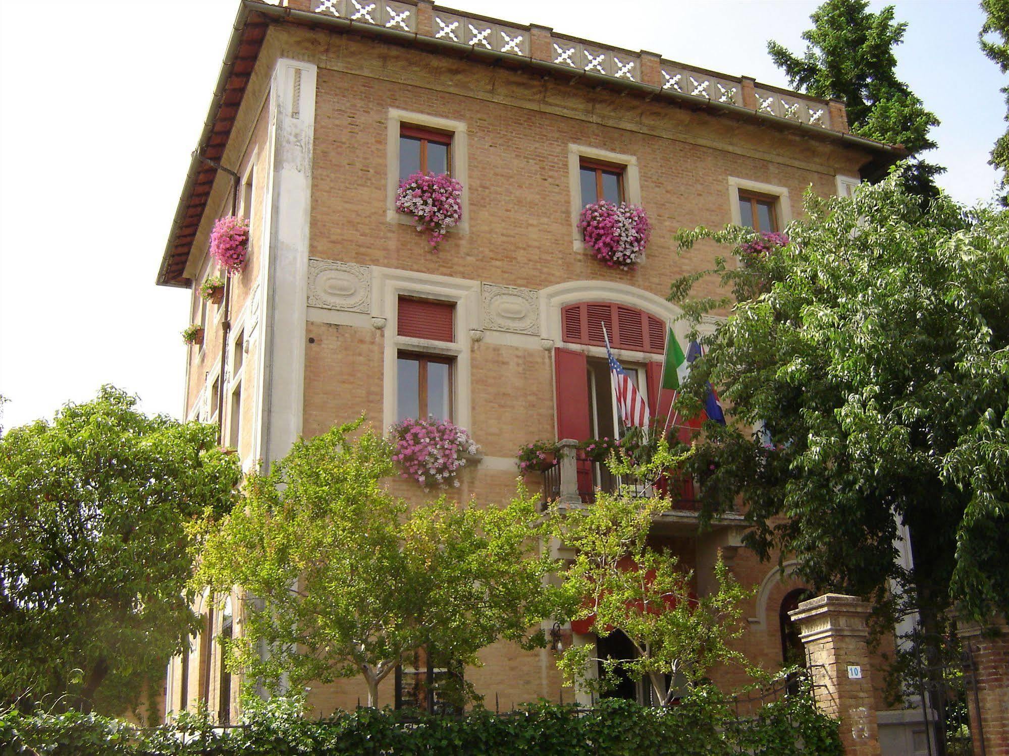 Villa Elda Boutique Hotel Siena Esterno foto
